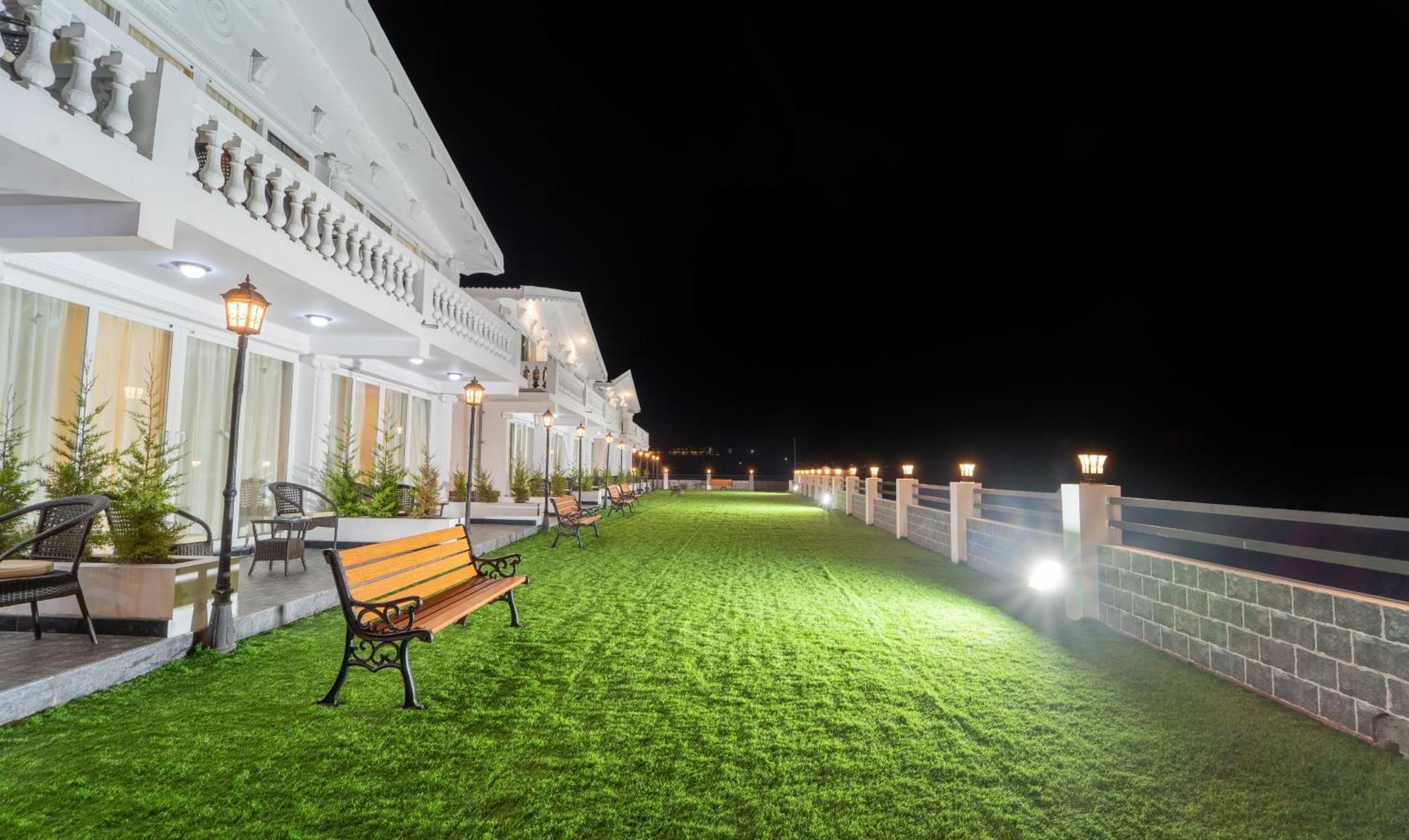 Treebo Skydale Premium Suites, 1500 Mtrs From Ooty Lake Buitenkant foto