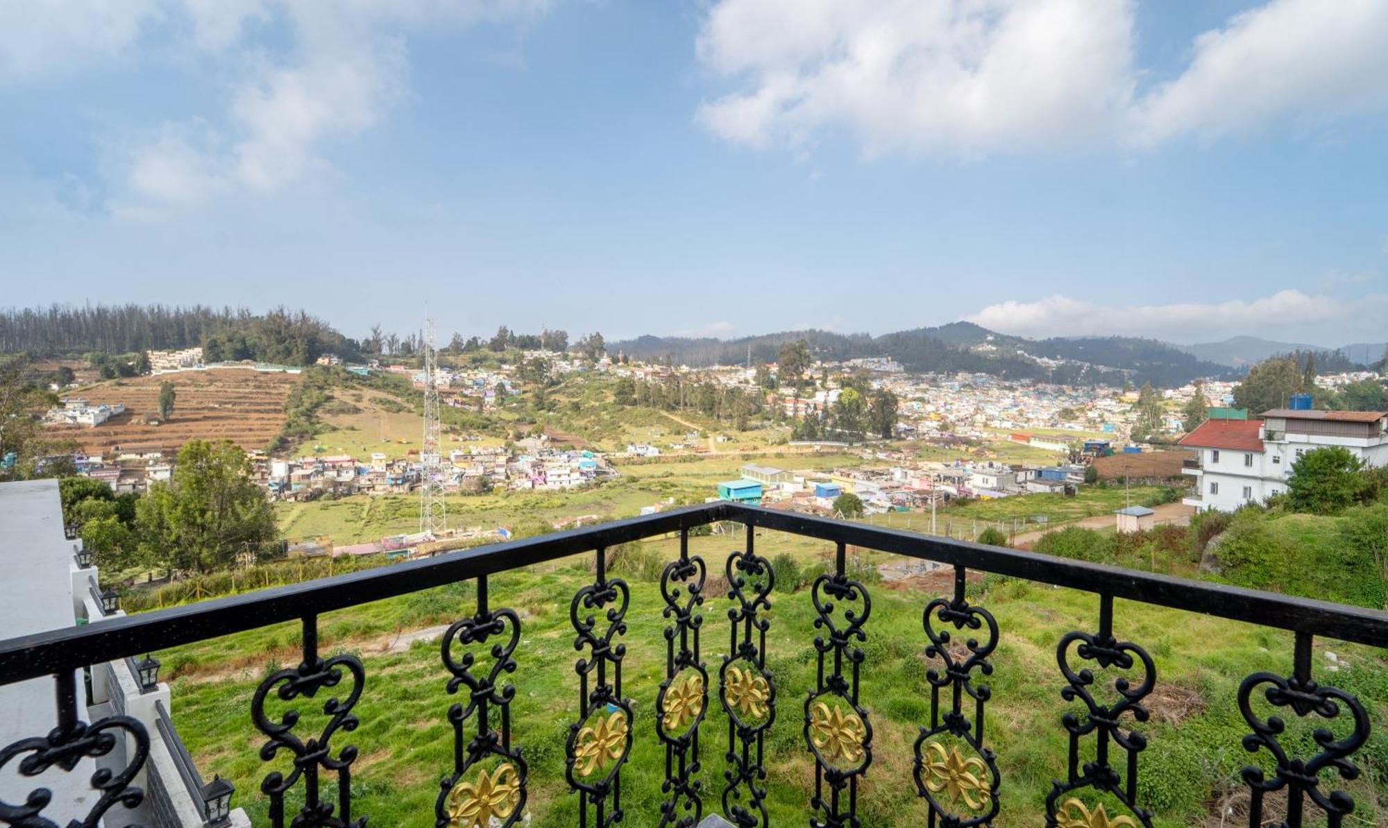 Treebo Skydale Premium Suites, 1500 Mtrs From Ooty Lake Buitenkant foto